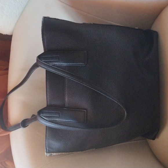 Handbag - Picture 2 of 5